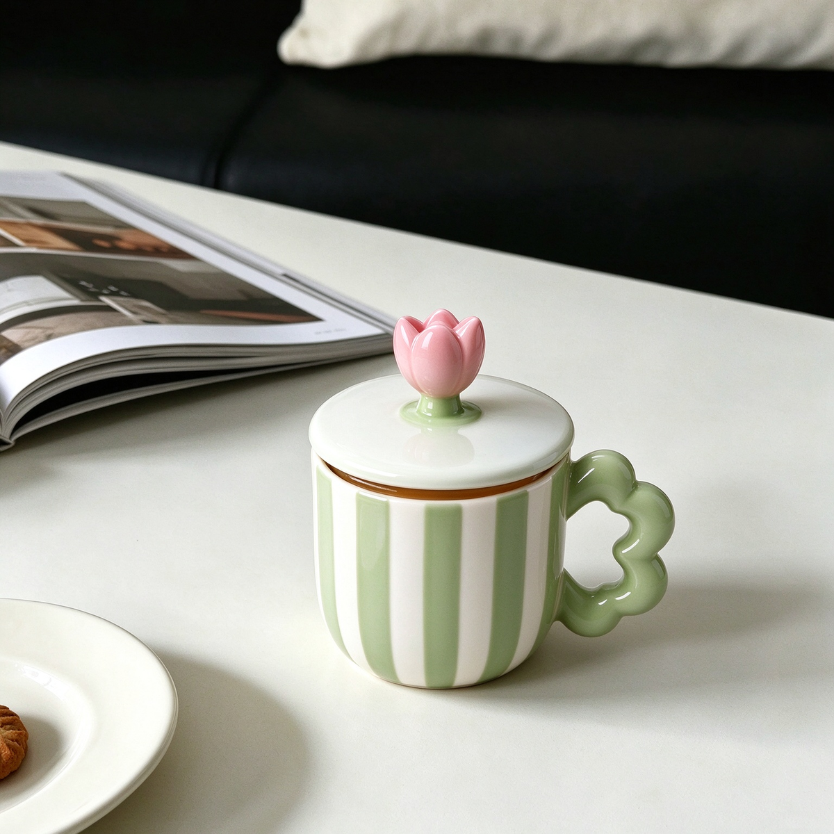 Green Striped Ceramic Mug With Tulip Lid